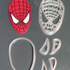 IMG_20220309_191813.jpg SPIDERMAN COOKIE AND ICING CUTTER/STAMP