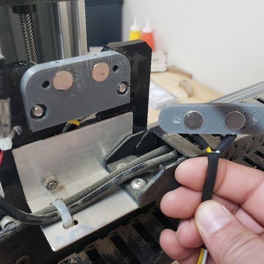 20201123_132533.jpg Z Probe Magnetic Connector for Workbee