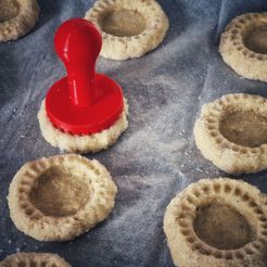 tof.jpg Cupcake stamp