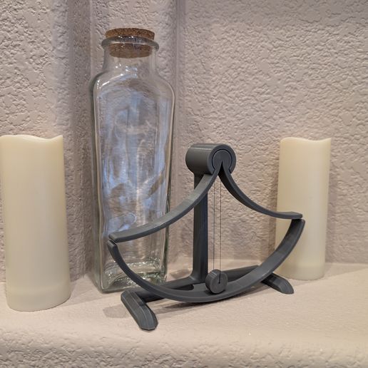 Display_01.jpg Isochronous Pendulum Desk Toy (Constant Period/Cycloidal/Tautochronous Pendulum)