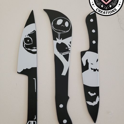 1000004189-1.jpg COMMERCIAL Nightmare Before Christmas Horror Knives Knife