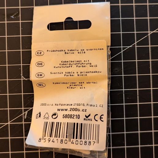 signal-2024-12-25-143902.jpeg Lampe Intemporelle