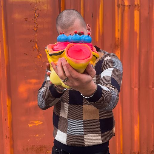 Photo-19-12-2023,-14-52-37.jpg Creature High On Life Prop Replica