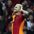2.jpg Mauro Icardi statue