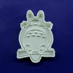 135798862_1059573507893116_8097812947358965172_n.jpg STL file Cookie Cutter for Totoro Cookies・Model to download and 3D print