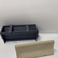 IMG_E1132.jpg Concrete safety barrier 1:14 scale