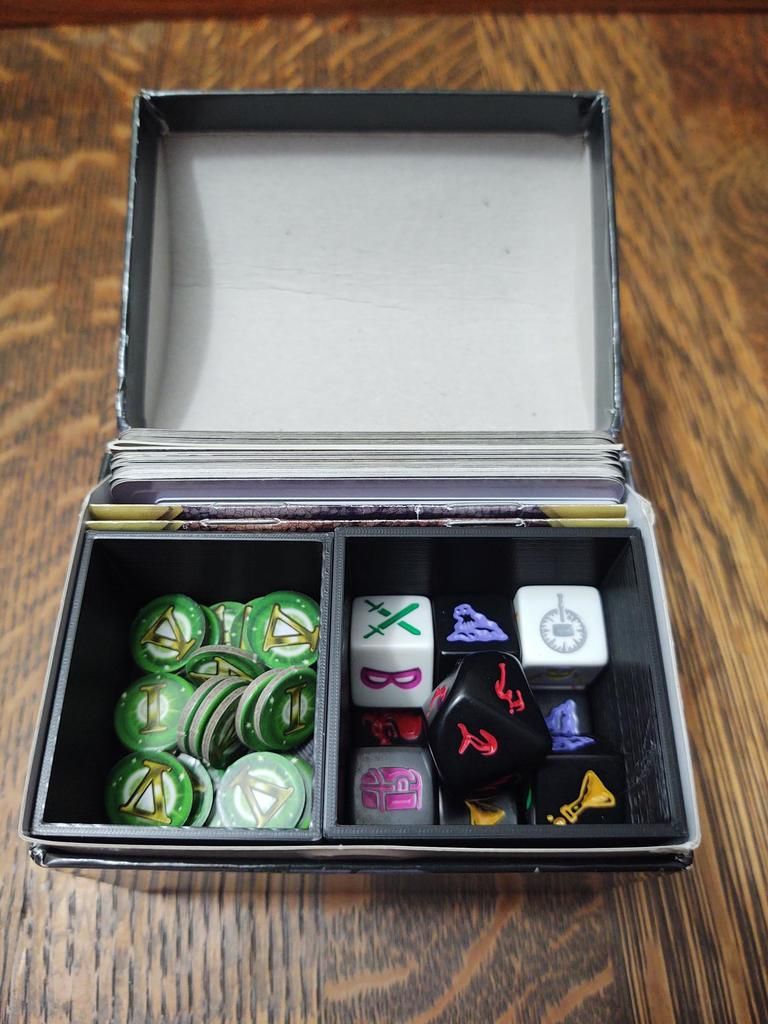 Free STL file Dungeon Roll dice game insert and organizer・Design to download and 3D print • Cults
