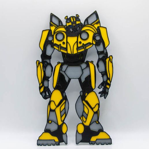 Bumblebee cake topper colored 3D model