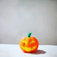 IMG_20221029_225625.jpg Happy pumpkin n Sad spooky