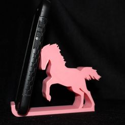 IMG_1739-scaled.jpg STL-Datei Pferd Telefonständer kostenlos・Design für 3D-Drucker zum herunterladen