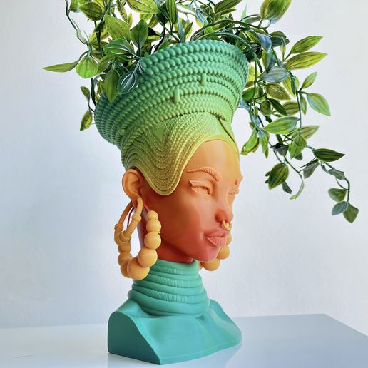 Africa Queen Flower Pot
