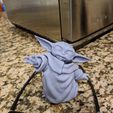 Tiny_Baby_Yoda.jpg GROGU - Baby Yoda Using the Force - With Cup - PACK - The Mandalorian