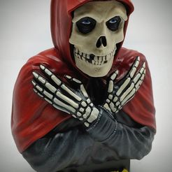 Misfits - The Crimson Ghost