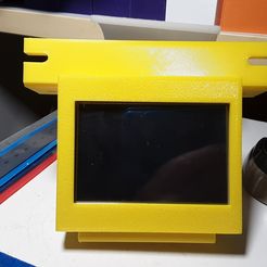 20200609_044501.jpg STL file Raspberry Pi 3.5 inch touch screen mount for Ender 5/Pro/Plus・3D printing design to download, benebrady