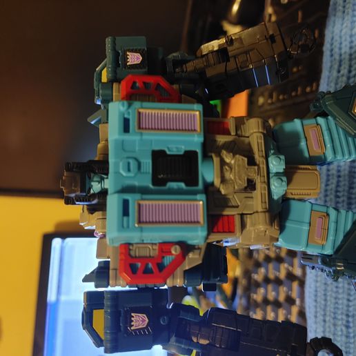 15988424056288760830771114034027.jpg Earthrise Powermaster Skar Engine