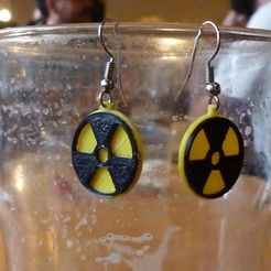 b90790d18fb3a5e91bcc5c8406b7de8b_display_large.jpg Free STL file 'Radioactive' Earrings・3D printer design to download