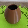 eivase.jpg Flower vase in the shape of egg for my decoration bunny
