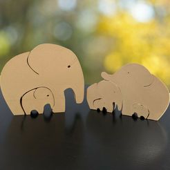 elephanttt.jpg Nesting Elephant Family