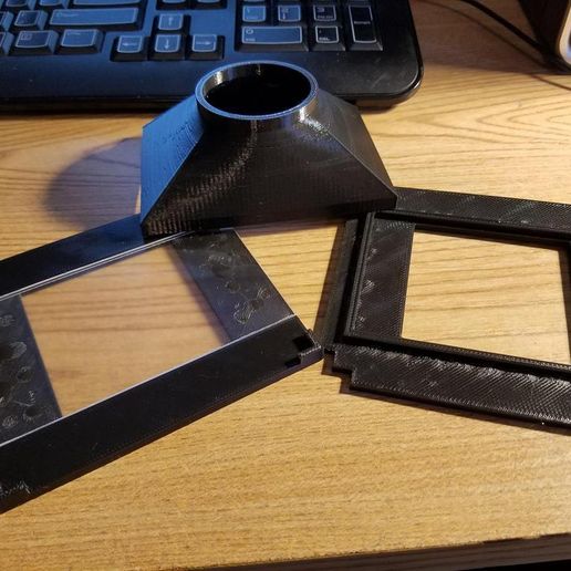 b878bda75945c9d899506a8deec2ca86_display_large.jpg "UNIVERSAL" Medium Format 120mm Negative Scanner for use with light table