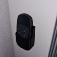 20200927_134641.jpg Wall bracket Remote control Came Top.400 and 800. Screw or magnet.