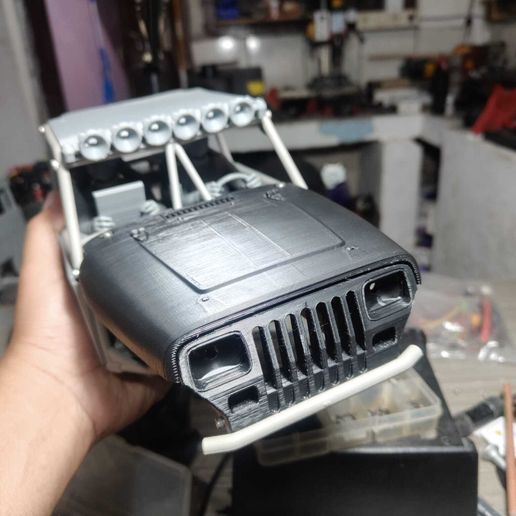 WhatsApp-Image-2025-04-10-at-18.59.22.jpeg hood engine vanquish H10 Optic