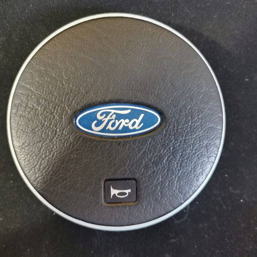 Element for the repair of the horn button in the Ford Sierra 3D model