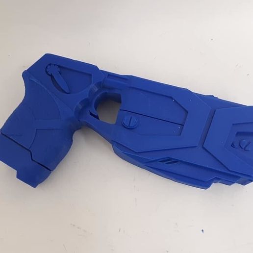 f34591808cd1b49067fa7135b77d9fbd_display_large.jpg X2 Taser