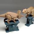 雙龍005.jpg Triceratops vs. T-Rex (Automata)