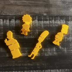 IMG_5365.jpg STL file simpson family flexi・3D printable design to download
