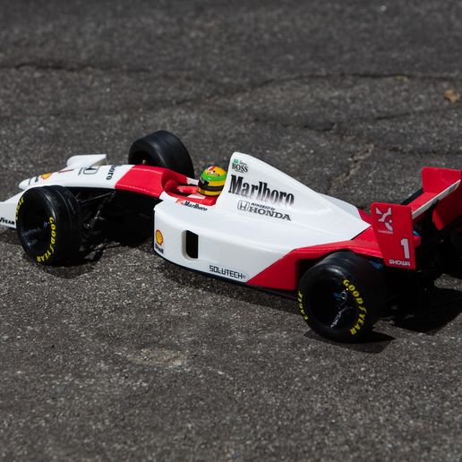 _S2A1053.jpg Download free STL file Aryton Senna's Mclaren MP4/6 3d Printed RC F1 Car • 3D print object, brett