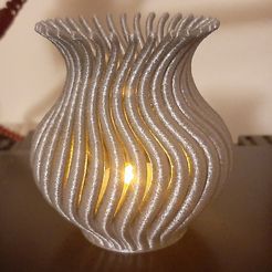 20220216_004343.jpg STL file Tealight Swirl Vase・3D printable model to download