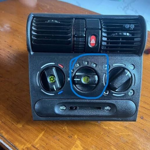 control button for Opel Corsa B 1993-2001 models.