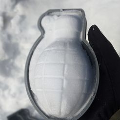 Snowball-Grenade-01.jpg Snowball Grenade Maker