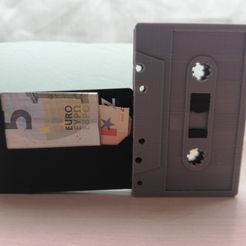 IMG_20200513_175153.jpg STL file cassete card and money・3D printing idea to download
