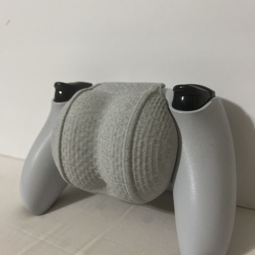 IMG_3164.jpg Deadpool cheeky PS5 and Xbox series controller accessory