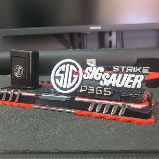 Sig Sauer P365 - Strike Industire Stand