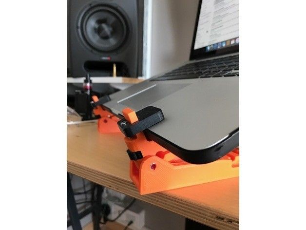 77cf3640b597077001d9a0f3199b3394_preview_featured.JPG Download STL file Notebook / Laptop Stand • Template to 3D print, NedalLive