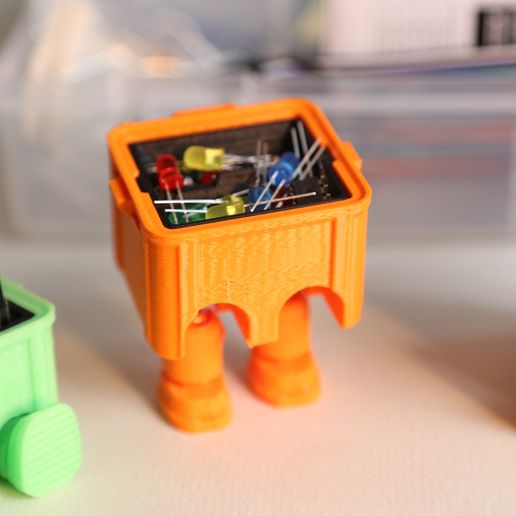 IMG_9297.JPG Step Box Step (mini tool box)