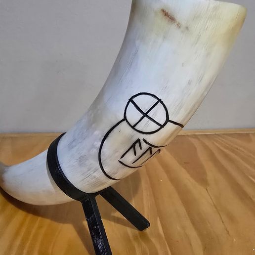 WhatsApp-Image-2025-04-19-at-17.38.41.jpeg Viking horn support