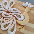 Immaggine1.png Peacock-shaped cookie cutters