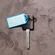 delorean-key-1.jpg Delorean key back to the future replica + keychain