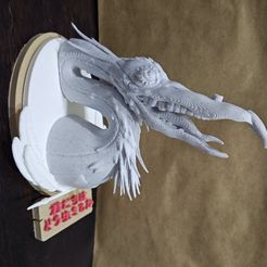heronbust.jpg GHIBLI THE BOY AND THE HERON (HOW DO YOU LIVE?) 君たちはどう生きるか - Grey Heron wall hanger