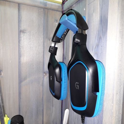 20191229_141457.jpg Logitech G430 Stand