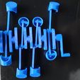 20221104_075446.jpg V8 engine with moving pistons