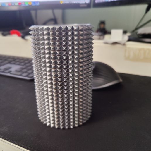 Cyber punk vase / jar / pencil holder 3D model