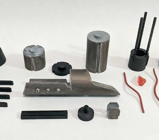 Parts.jpg Starkiller's Lightsaber