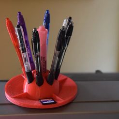 DSC_0127_display_large.JPG Free STL file Pen Holder with tray・3D printable model to download