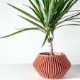 misprint-1506.jpg The Hendro Planter Pot with Drainage | Tray & Stand Included | Modern and Unique Home Decor for Plants and Succulents  | STL File