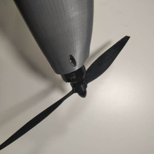 IMG_20220317_180336_1.jpg Propeller 10x5 and 10x6