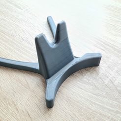 20220806_181132.jpg Super stable 3D printed tablet stand